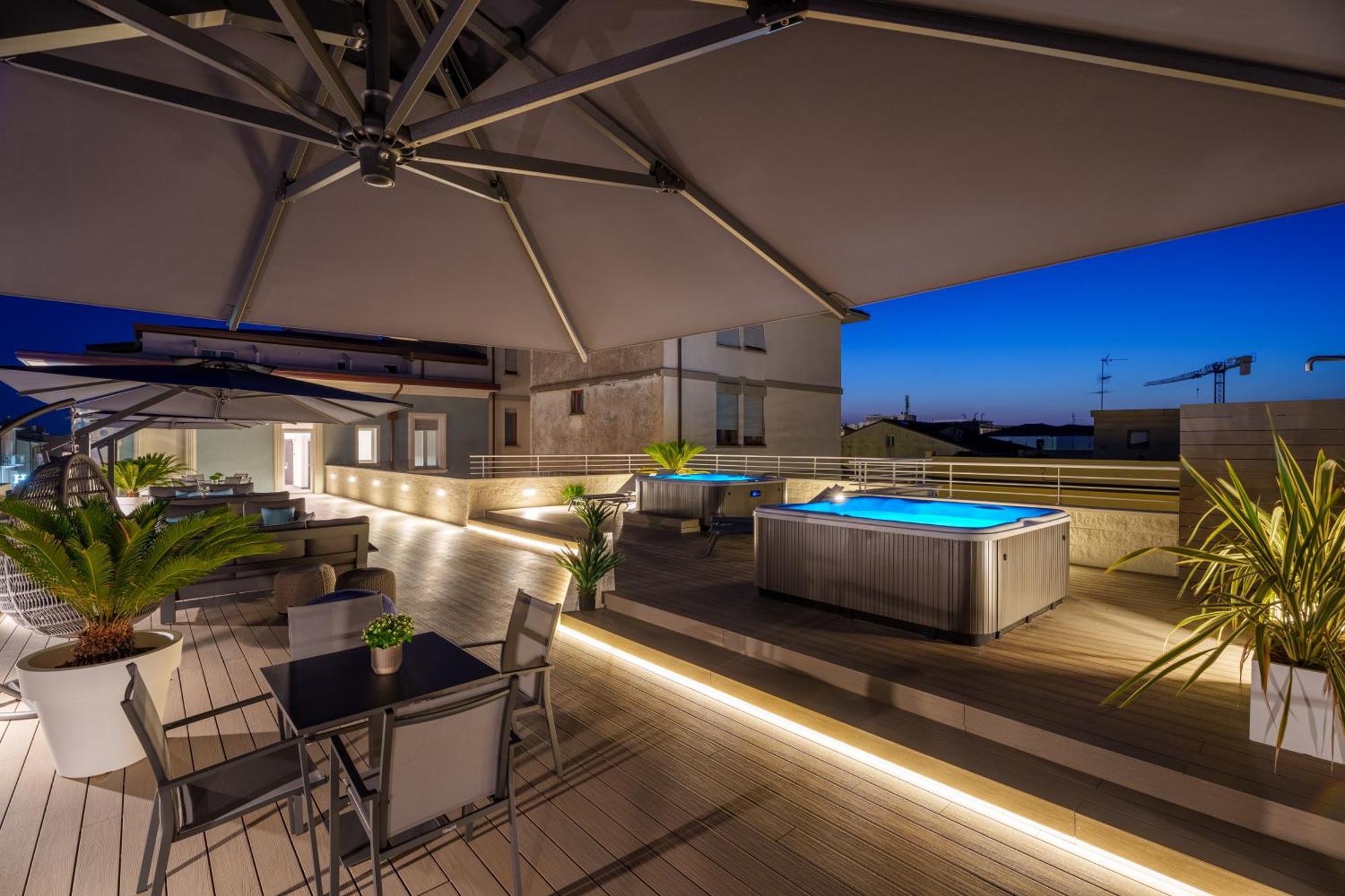 VI Suites Viareggio Exterior photo